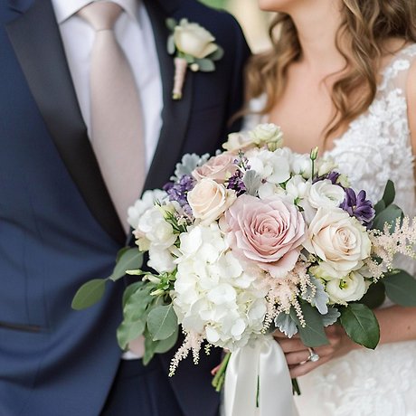 Classic Bridal Bouquet & Boutonniere Set