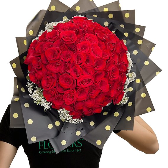 100 Red Roses & Baby\'s Breath Round Wrap