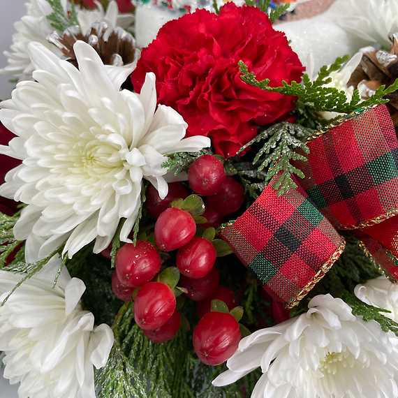 Thomas Kinkade\'s Sweet Shoppe Bouquet