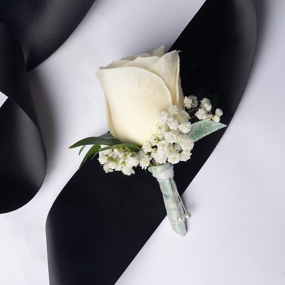 Rose Boutonniere