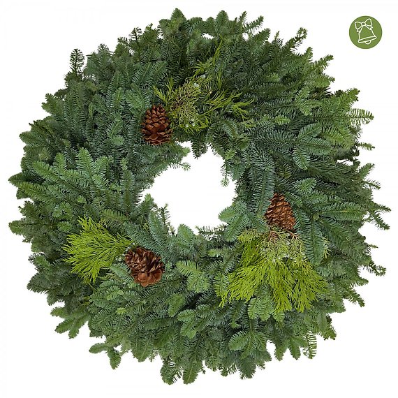 Classic Juniper & Pinecone Wreath 28 Inch